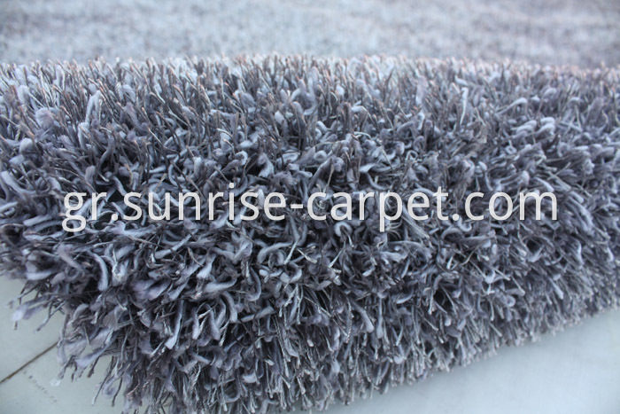 Polyester Shaggy Rug mix yarn with Solid color